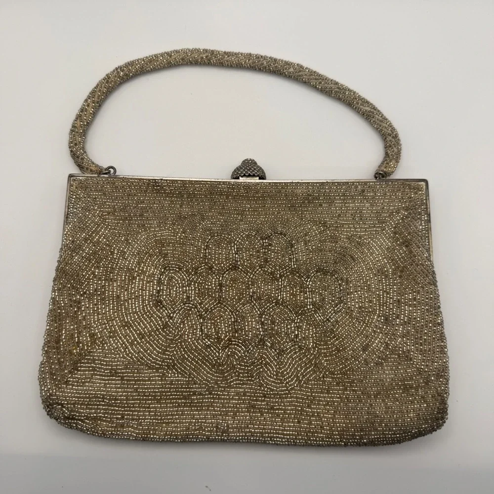 Walborg Vintage Beaded Evening Bag Champagne Gold Scalloped Japan Kiss Lock